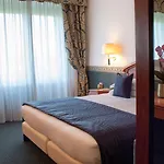 Отель Starhotels Vespucci