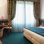 Starhotels Vespucci 4*