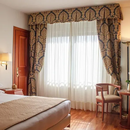 Hotel Starhoteles Vespucci Campi Bisenzio