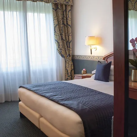 Starhotels Vespucci Szálloda