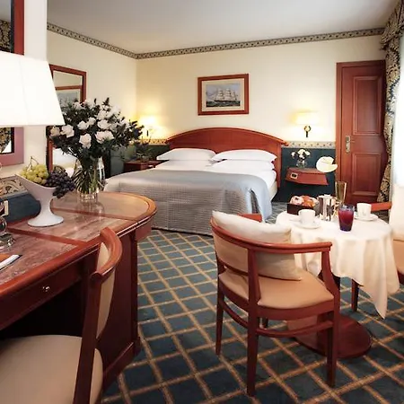 Hotel Starhoteles Vespucci 4*