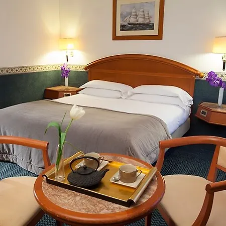 Hotel Starhoteles Vespucci Campi Bisenzio