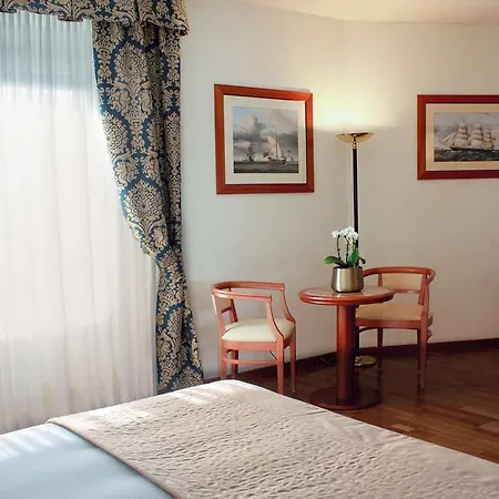 Starhoteles Vespucci 4*